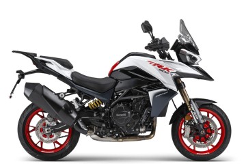 TRK 902 STRADALE OD RĘKI Benelli CHORZÓW  + kufry boczne za 1zł